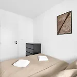 Cloud - & Nature Escape Apartment *